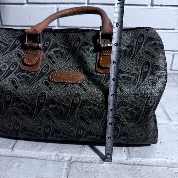 Leonard double handle vintage satchel bag with padlock, no key - Picture 9 of 16